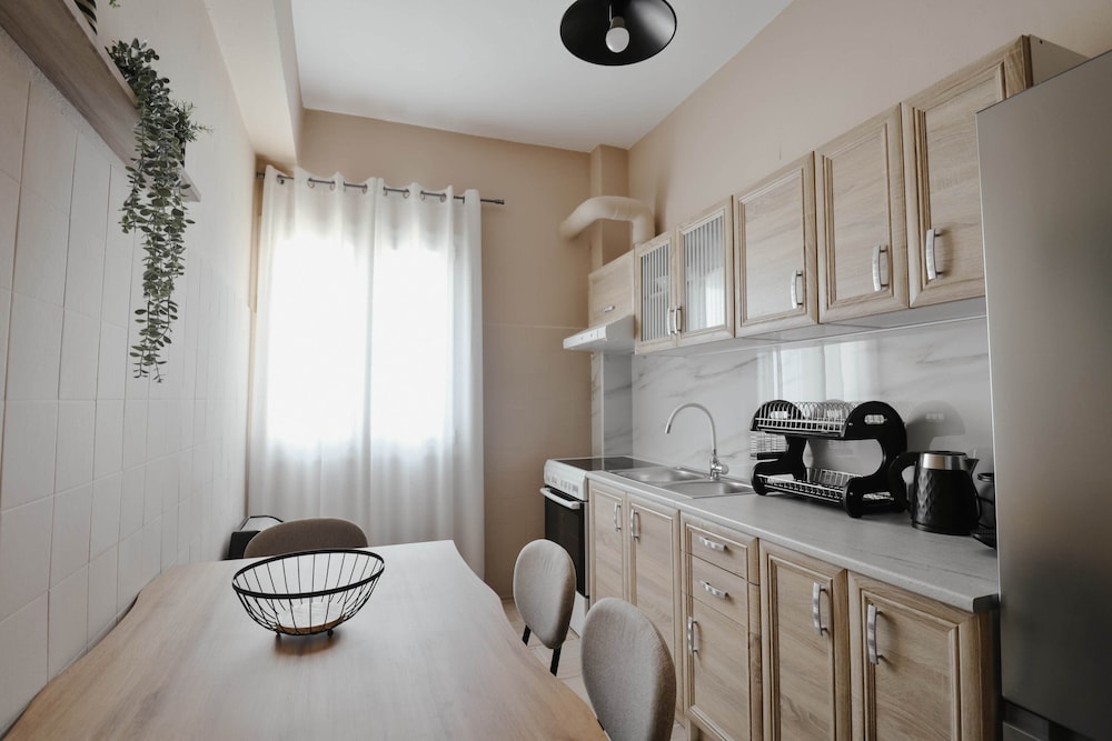 Citylight Apartment by Corfuescapes