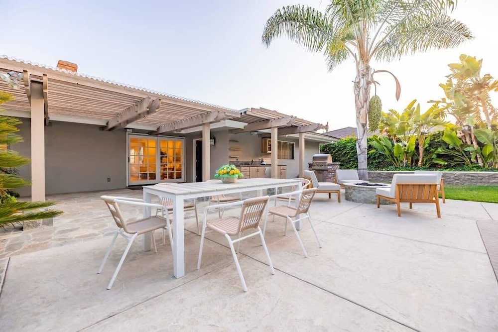 @ Marbella Lane - Serene Ranch Style Home W/pool