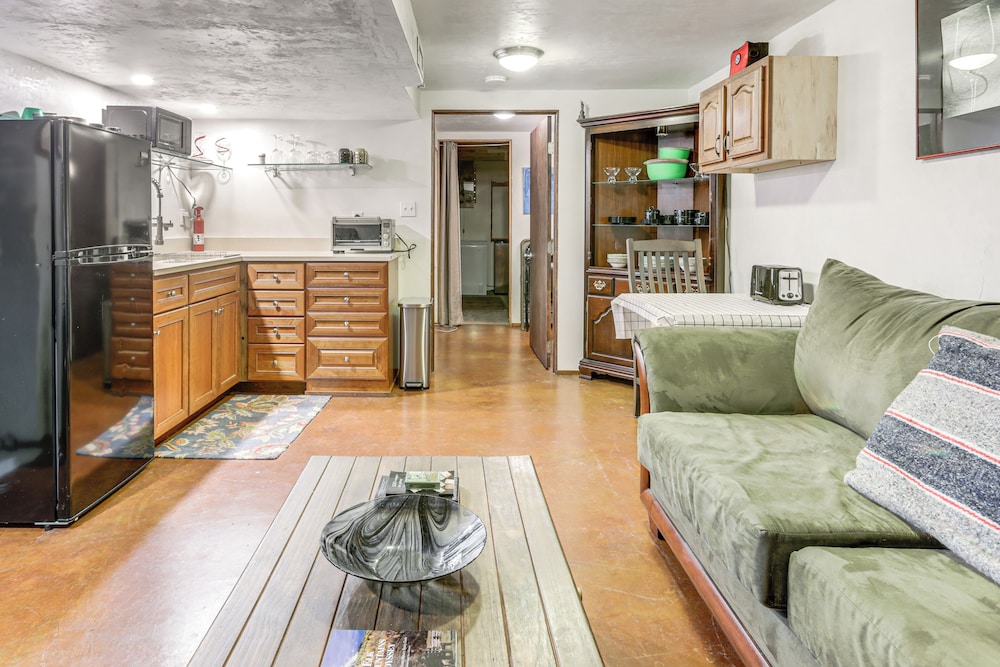 Walk to Main St: Carbondale Apt w/ Shared Patio