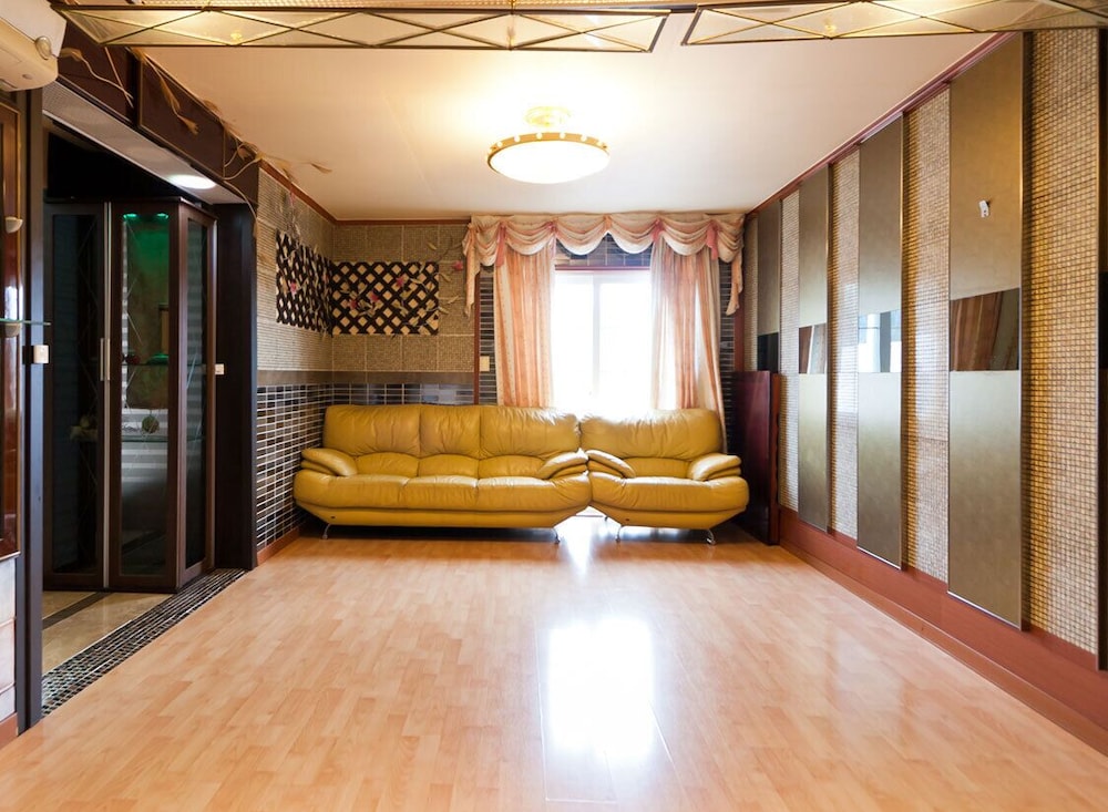 Taean White Sand Pension