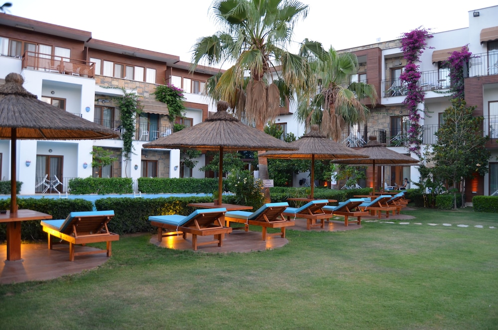 Hotel Liona Hotel - Image 1