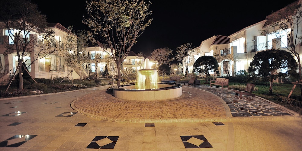 Mediterra County