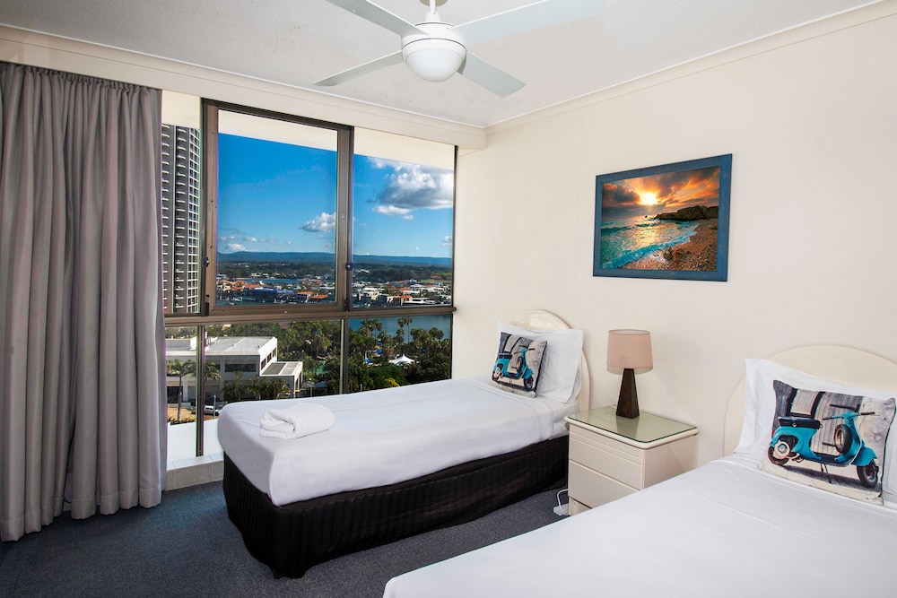 Surfers Paradise Vacations - Seacrest Beachfront Holiday Apartments - Property Image 47