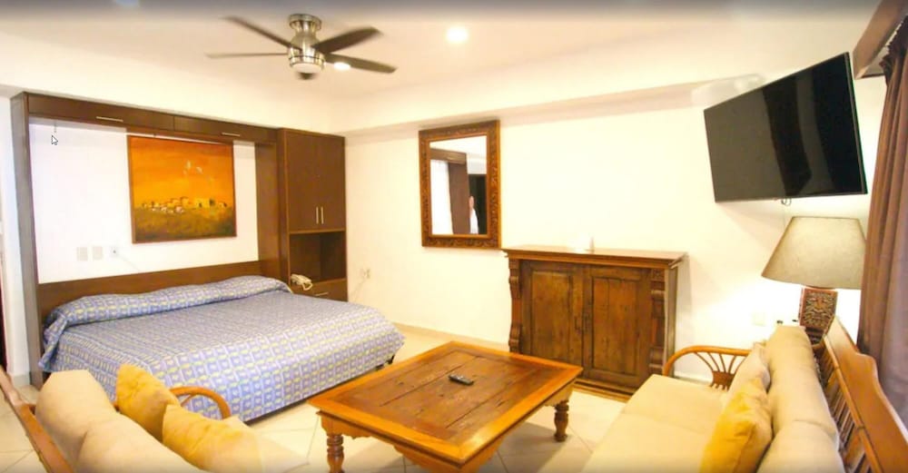 Los Tules Villas del Sol
