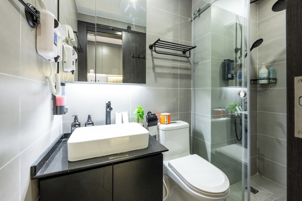 M Residence-Cozy Stay by Soben Homes