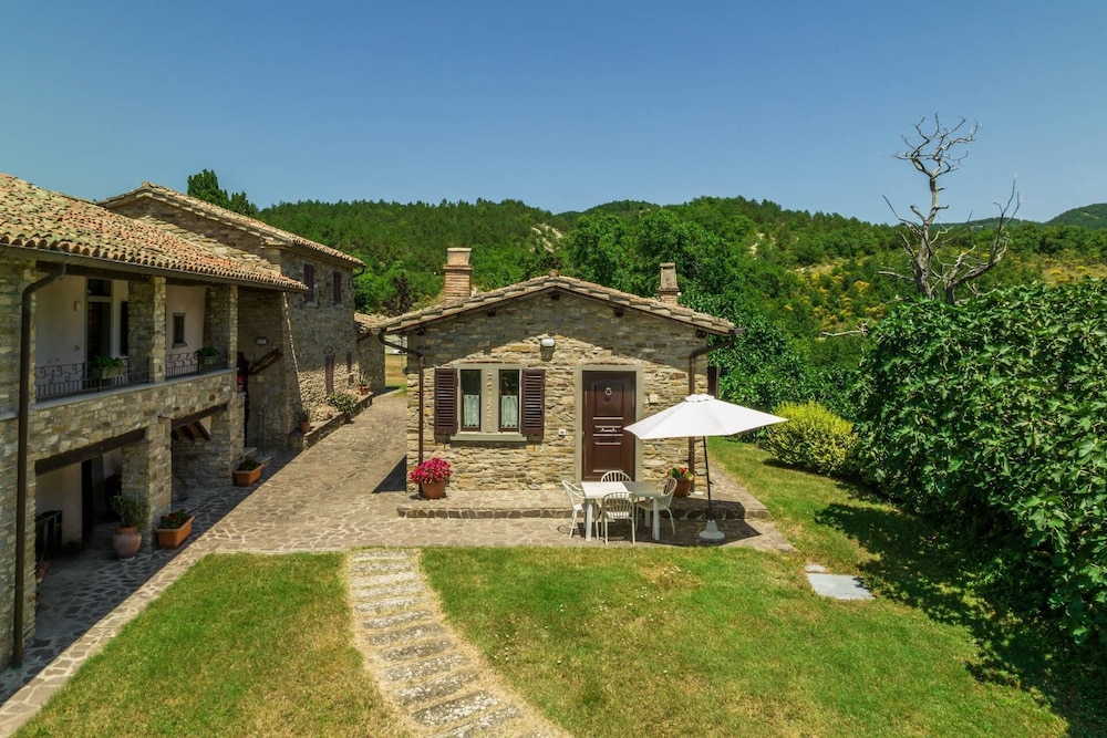 Podere Pietraluna