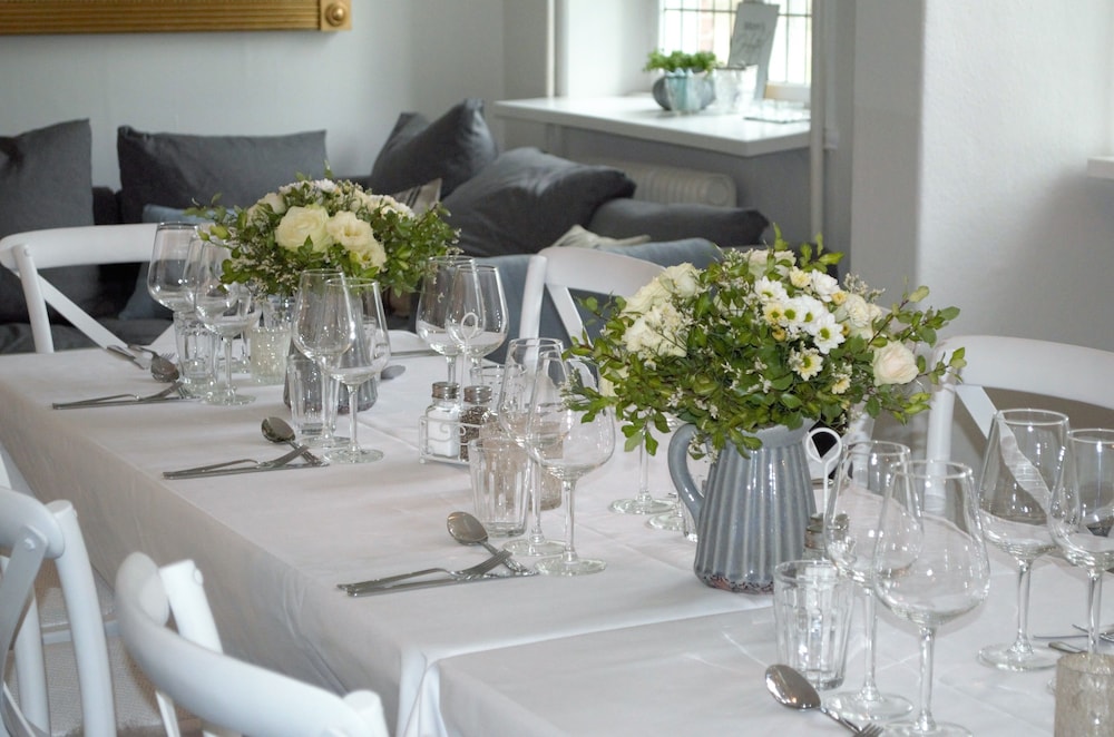 Ny Kirstineberg Gods Bed & Breakfast