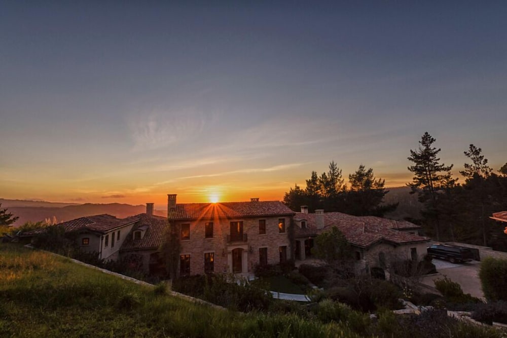 Lx1: Chateau D' Renaitre - Carmel-by-the-sea Luxury Villa: - Property Image 42