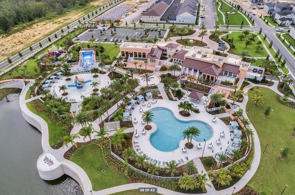 Magic Kingdom House- Brand Luxury Pool Home