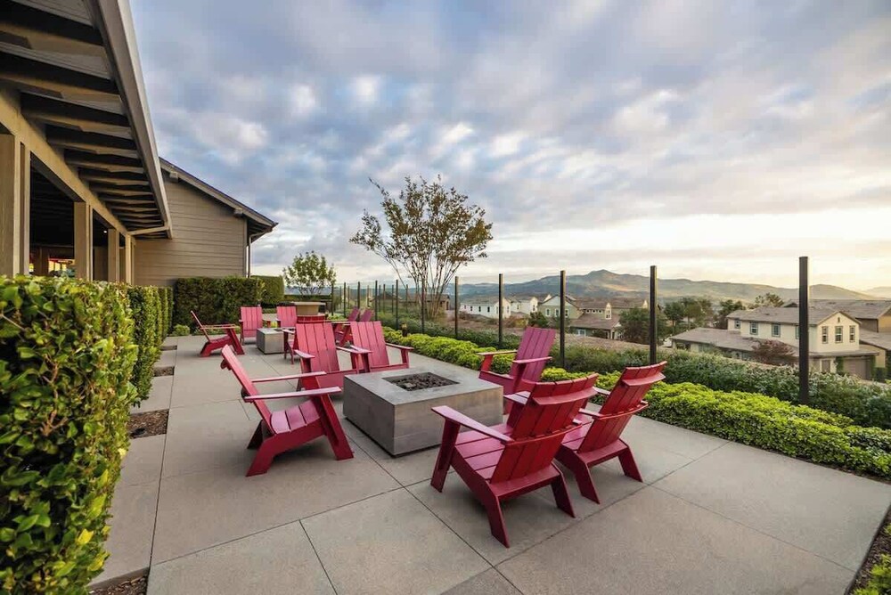 @ Marbella Lane - Curated 5BR in Upscale RMV Haven