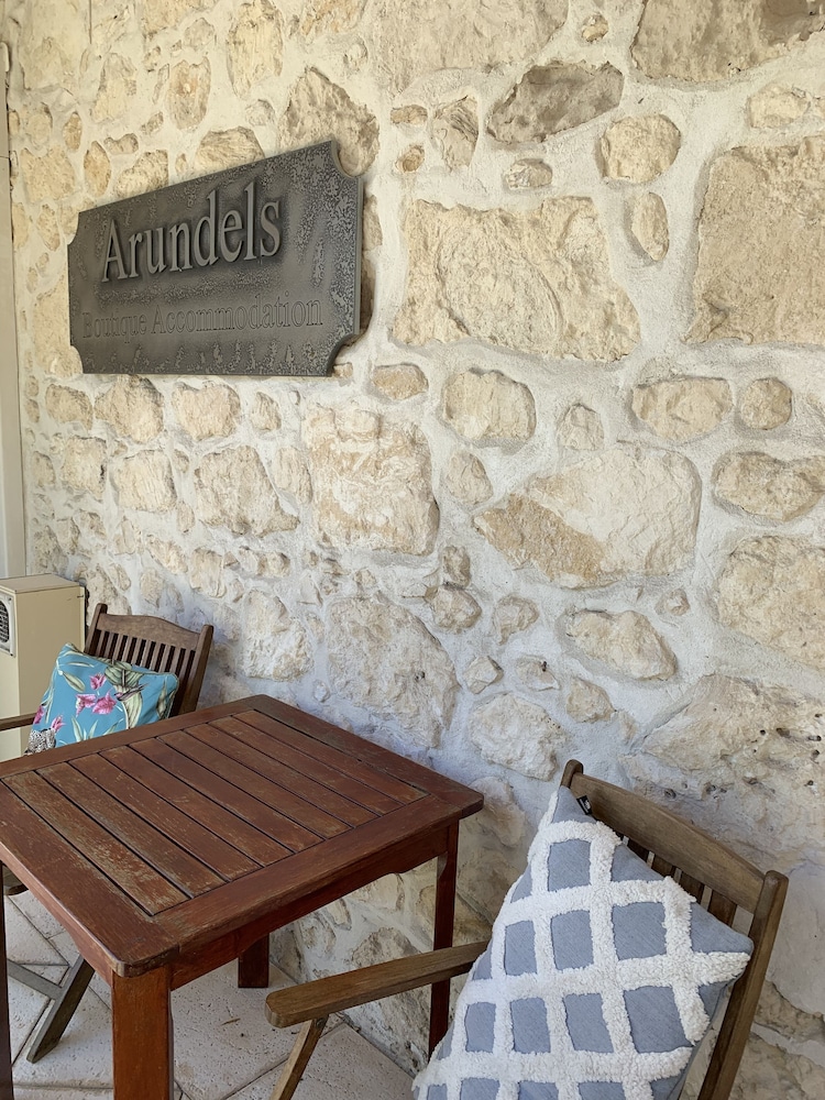 Arundel's Boutique Accommodation