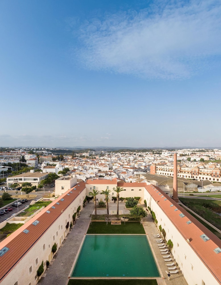 Flattered to be In Algarve