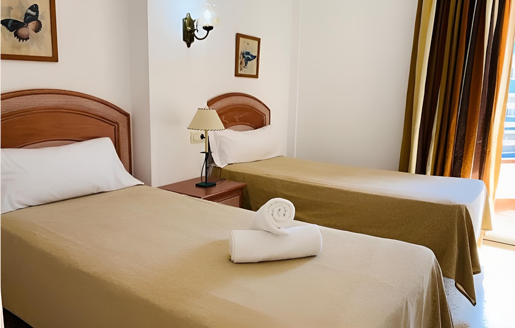 Eva Apartahotel