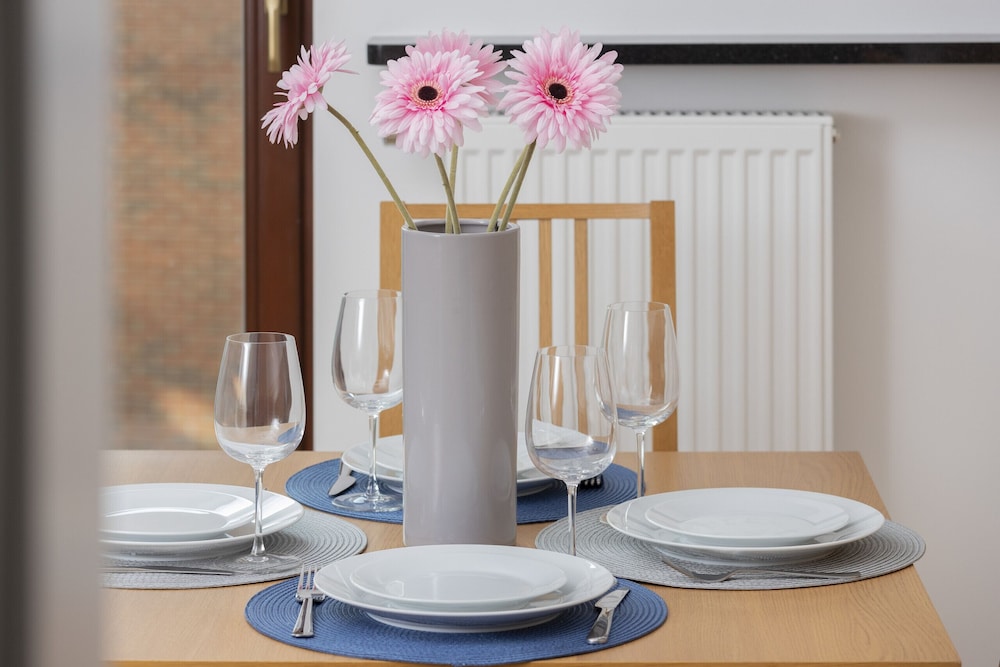 One Bedroom Apartment Okrzei by Renters view 5