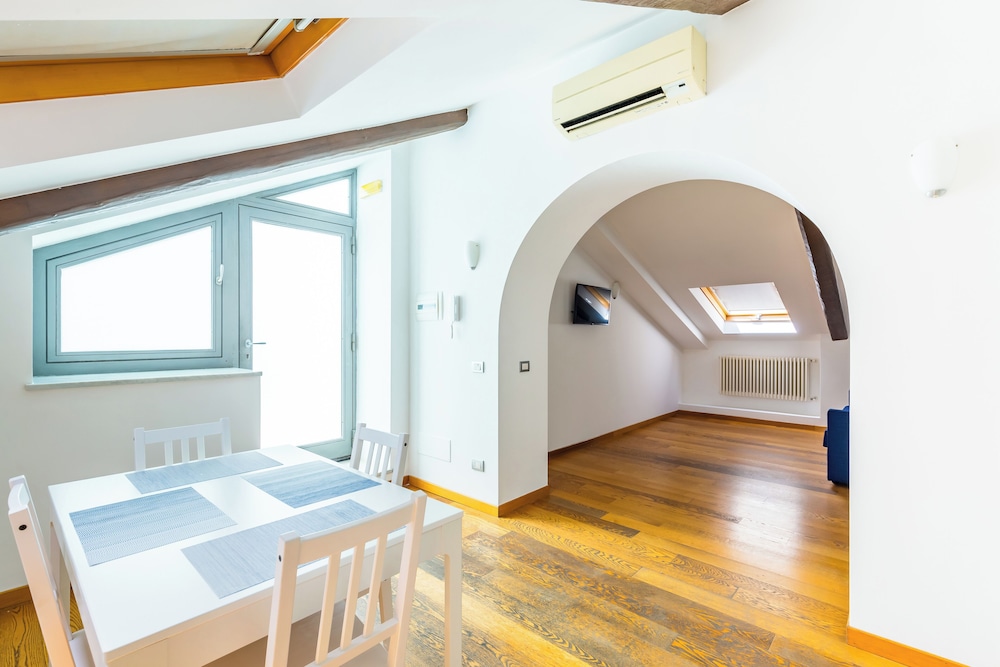 Attico al Duomo by Napoliapartments