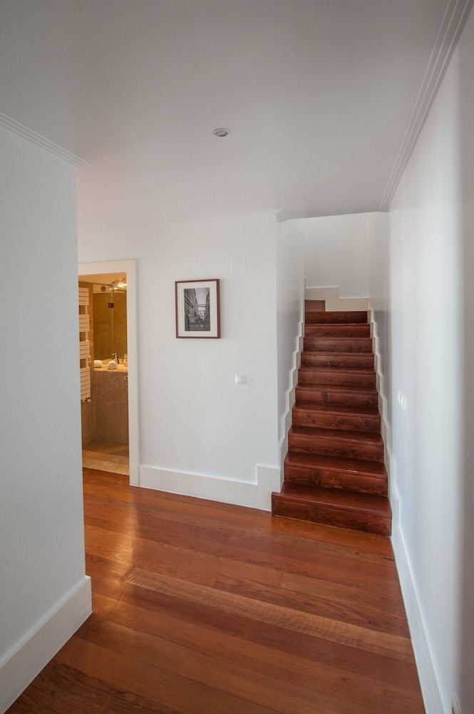 Chiado Apartments