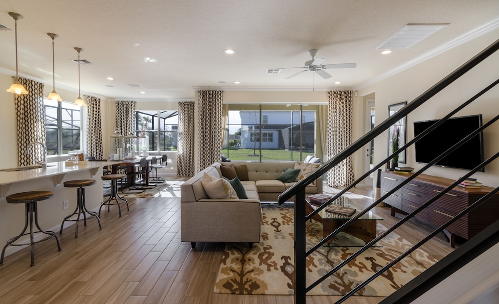 Sonoma Resort by VHC Hospitality - Image 3