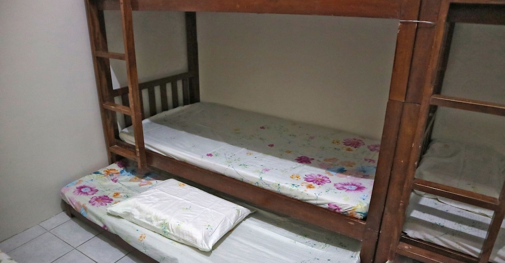 Hundred Isles' Room Rentals and Transient House