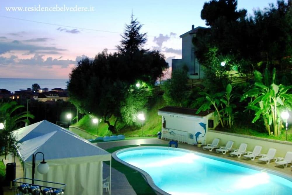 Residence Belvedere view 2