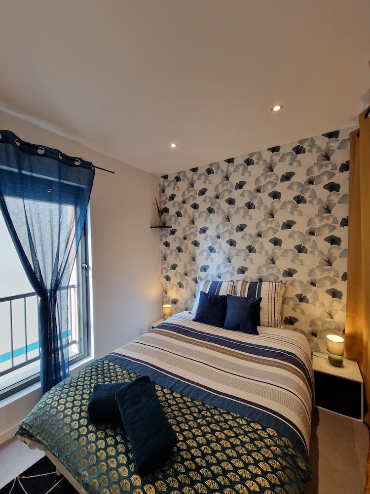 Chic & Central - Your Retreat in Le Mans