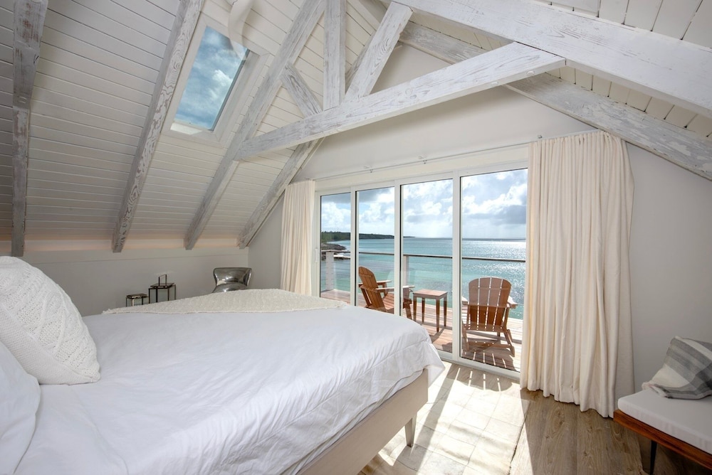 Touch Of Class Estate - A Caribbean Beachfront Estate 5 Bedroom Estate