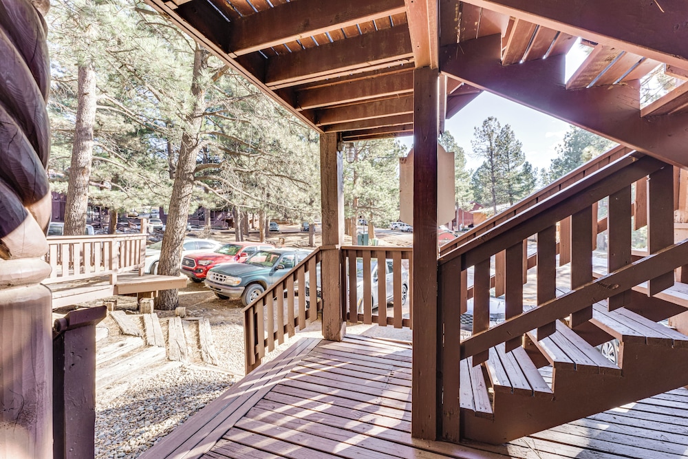 Walk to Angel Fire Resort: Condo w/ Furnished Deck