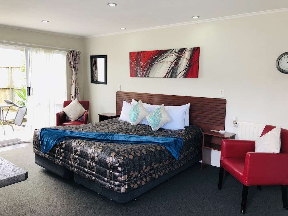 Red Rock Thermal Motel
