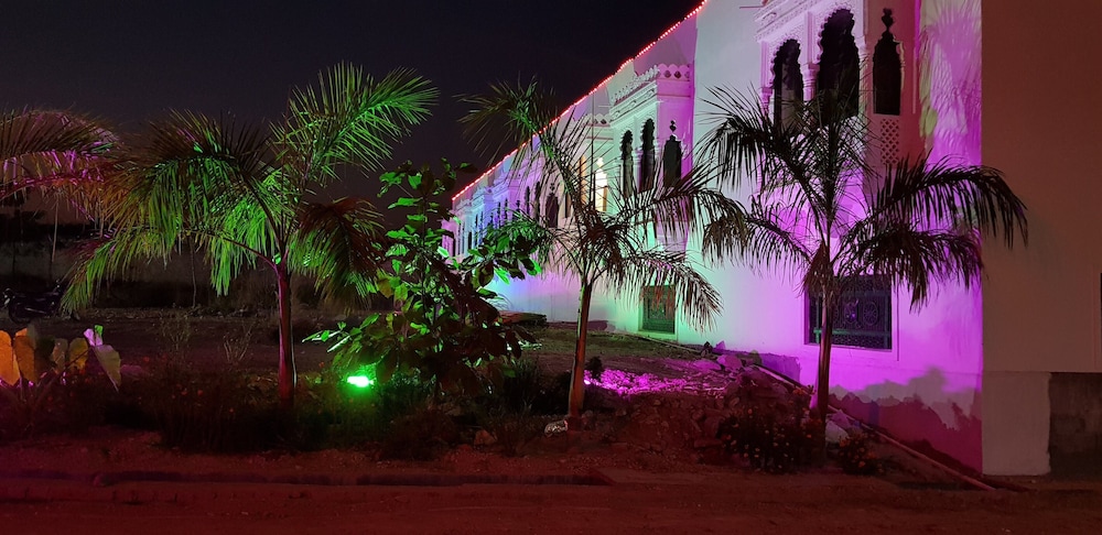 Vijayam Resort