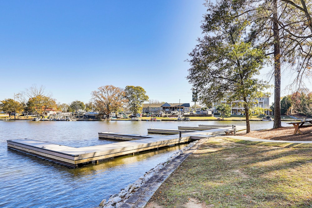 Private Patio, Decks: Waterfront Eatonton Townhome