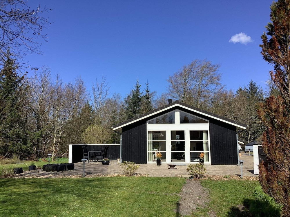 5 Star Holiday Home in Logstor