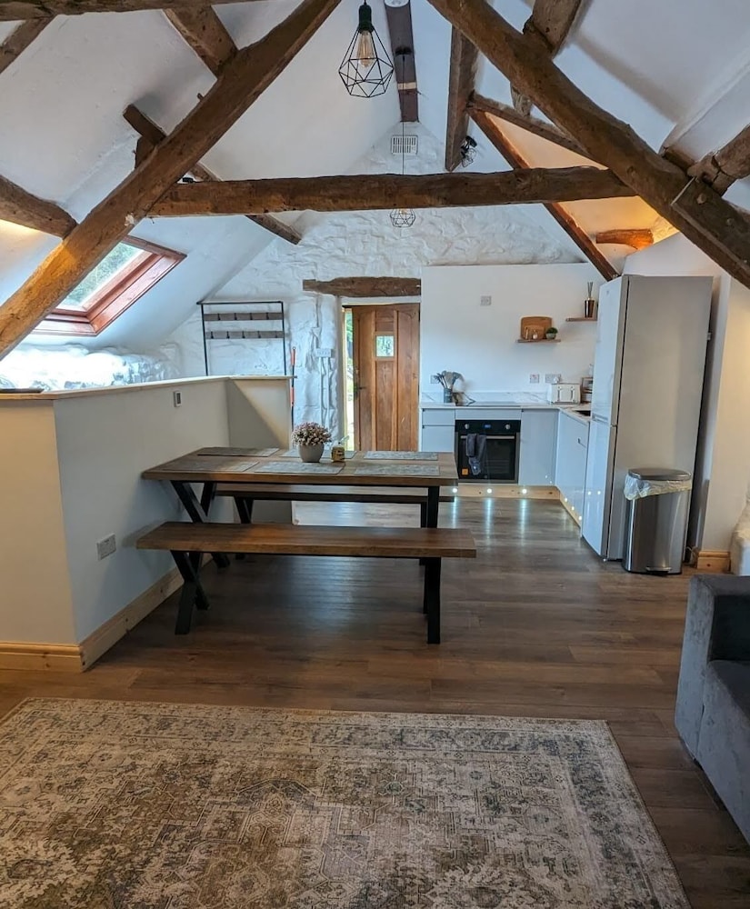 Lodge House