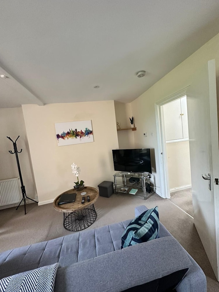 Cozy Regent A Apartment view 5