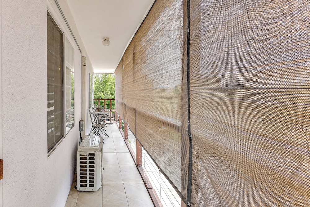 Fullerton Home Base: Easy Access to Dtwn + Csuf!