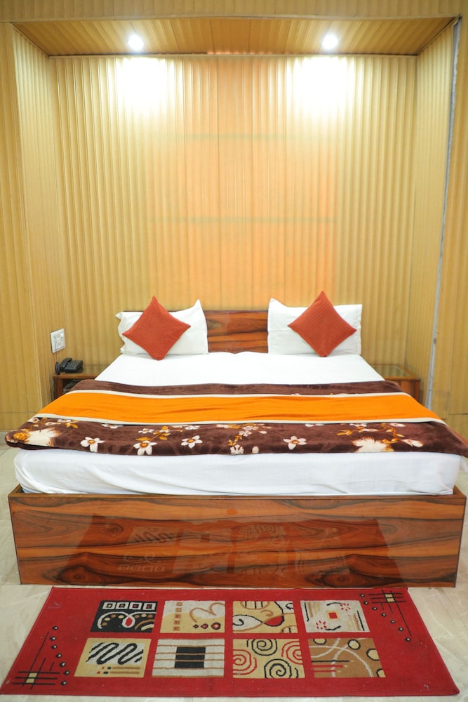 Hotel Shri Bhaskar