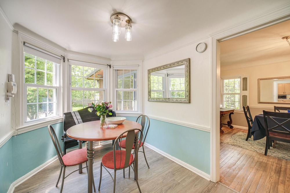 9 Mi to Cleveland: Home Near Hospitals & Colleges