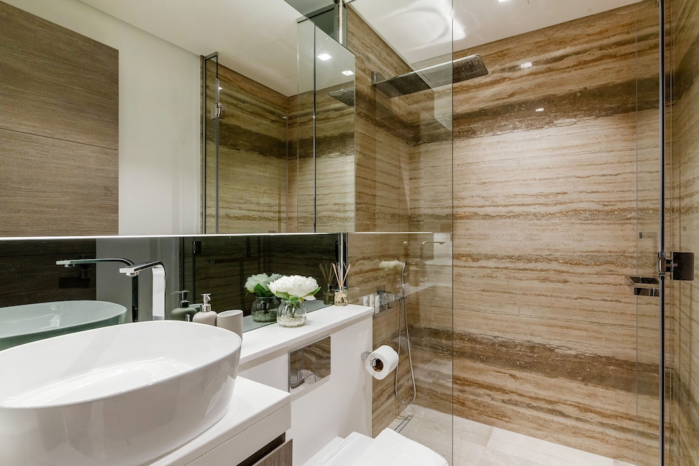 Luxe 3BR with Burj Khalifa view
