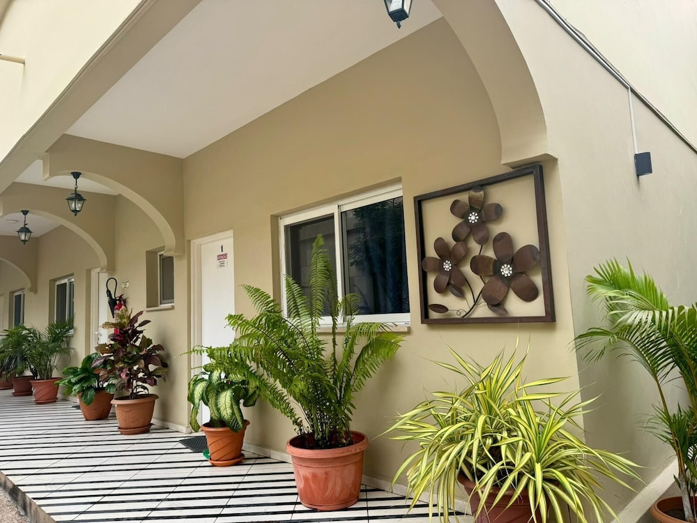 Natalia Guest House
