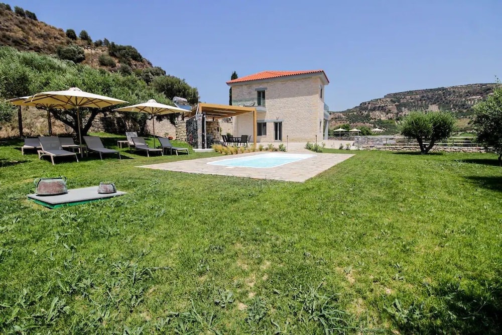 ReCrete - Retreat in Crete