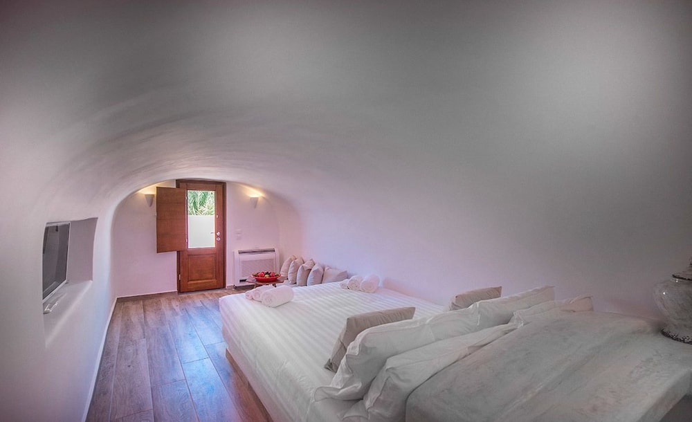 Anemi House & Villas
