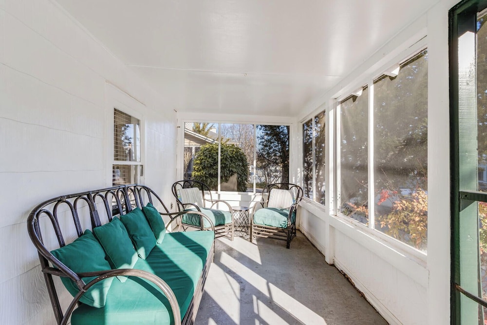 Hickman Street 103