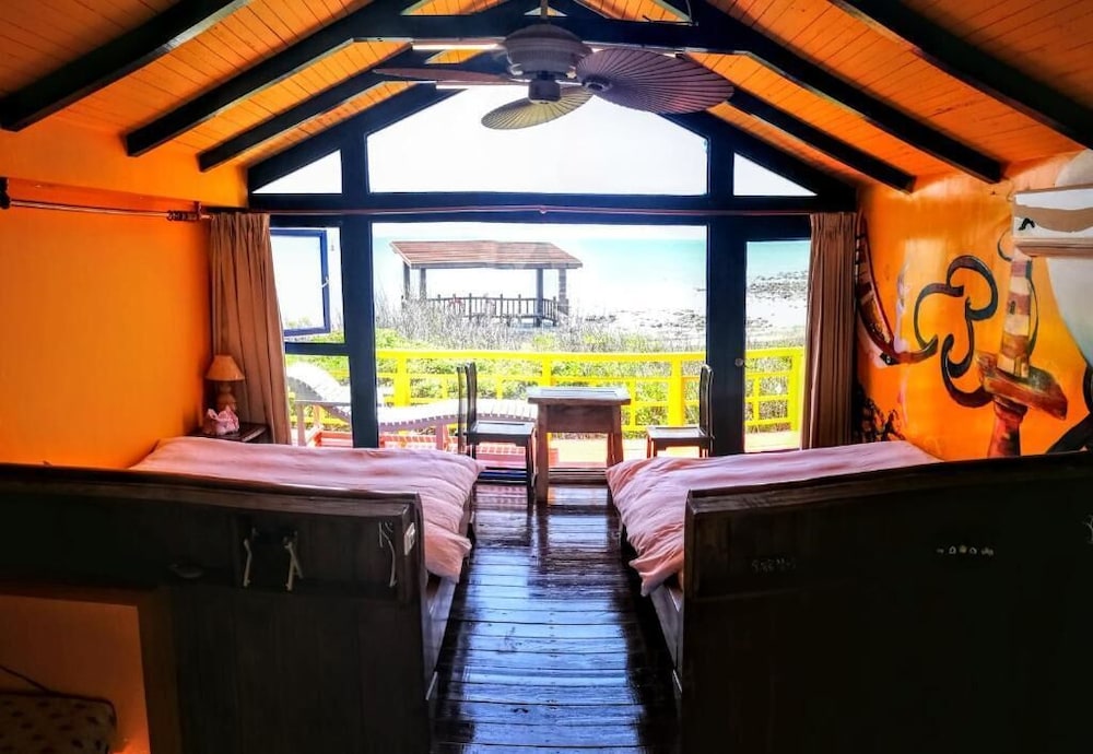 23.5 Blue B & B