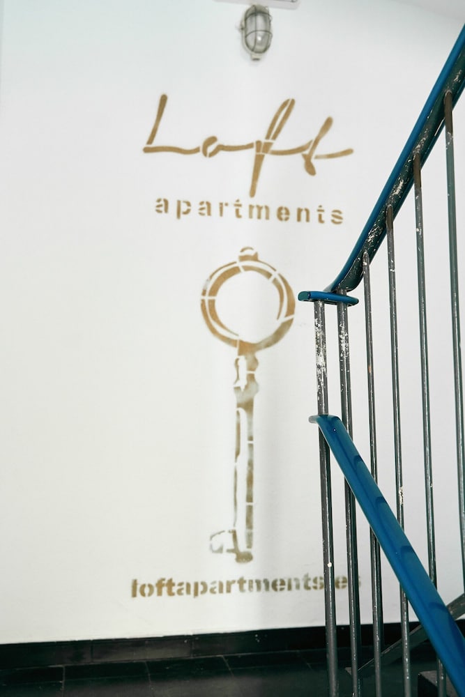 LOFT APART & HOSTAL Group