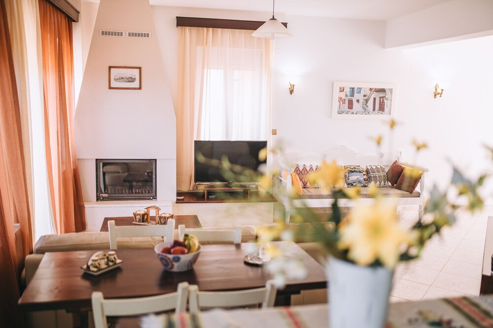 Aptera Dream Apartment view 3