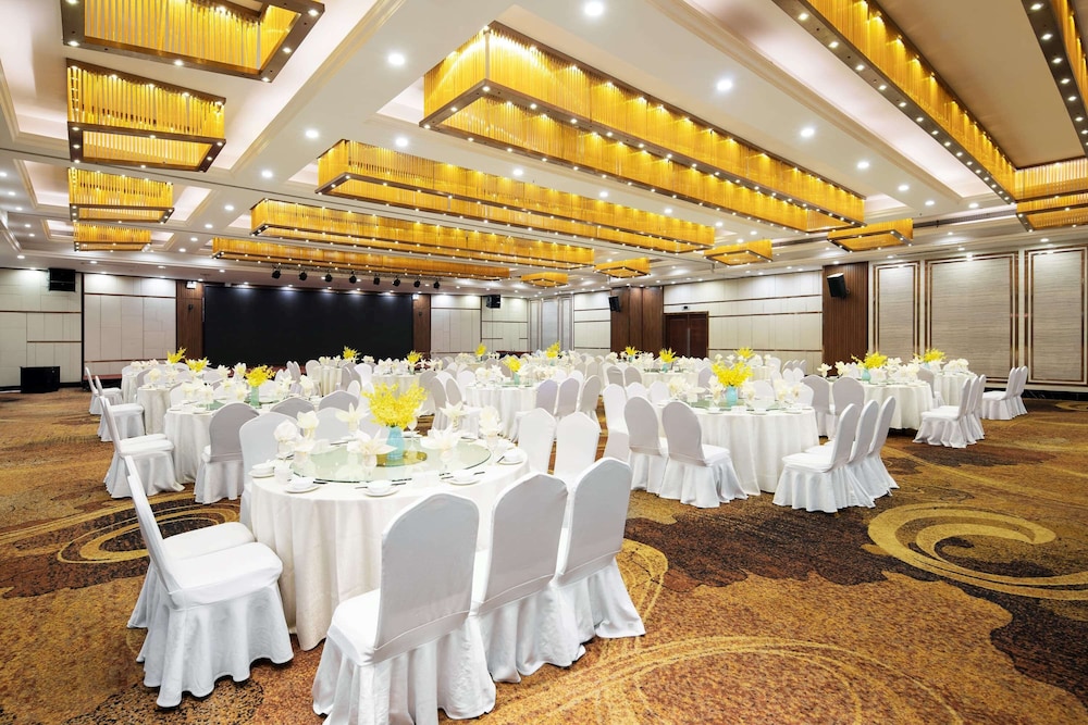Meetings & Events