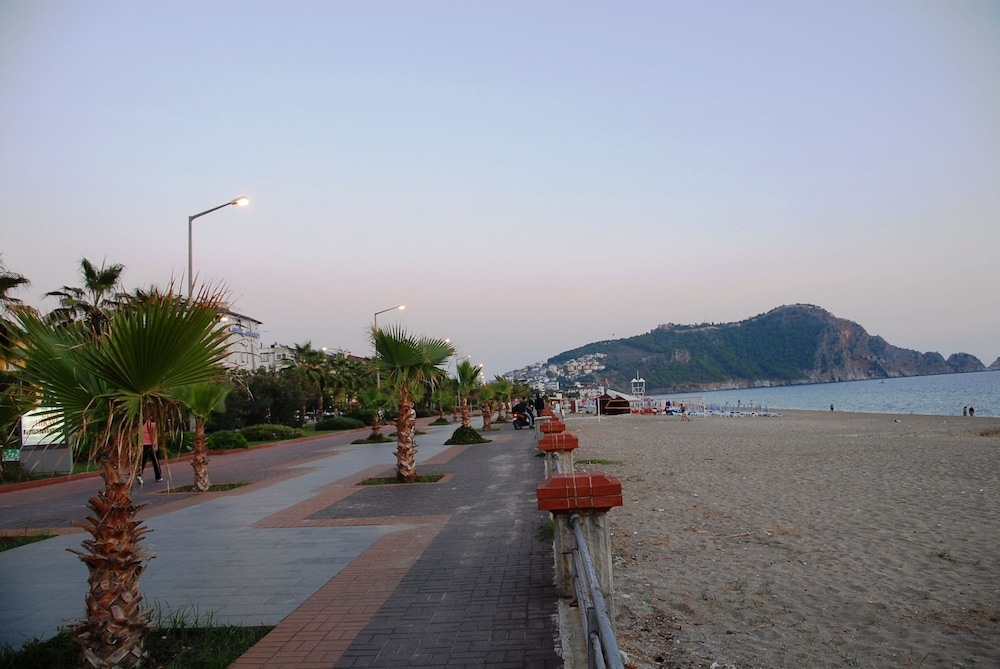 Belle Ocean Apart Otel - Image 58