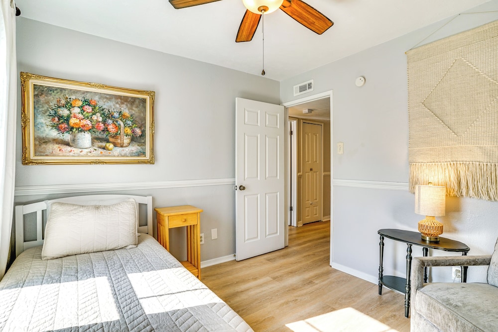 3 Mi to Nrh2o Water Park: Home w/ Furnished Patio