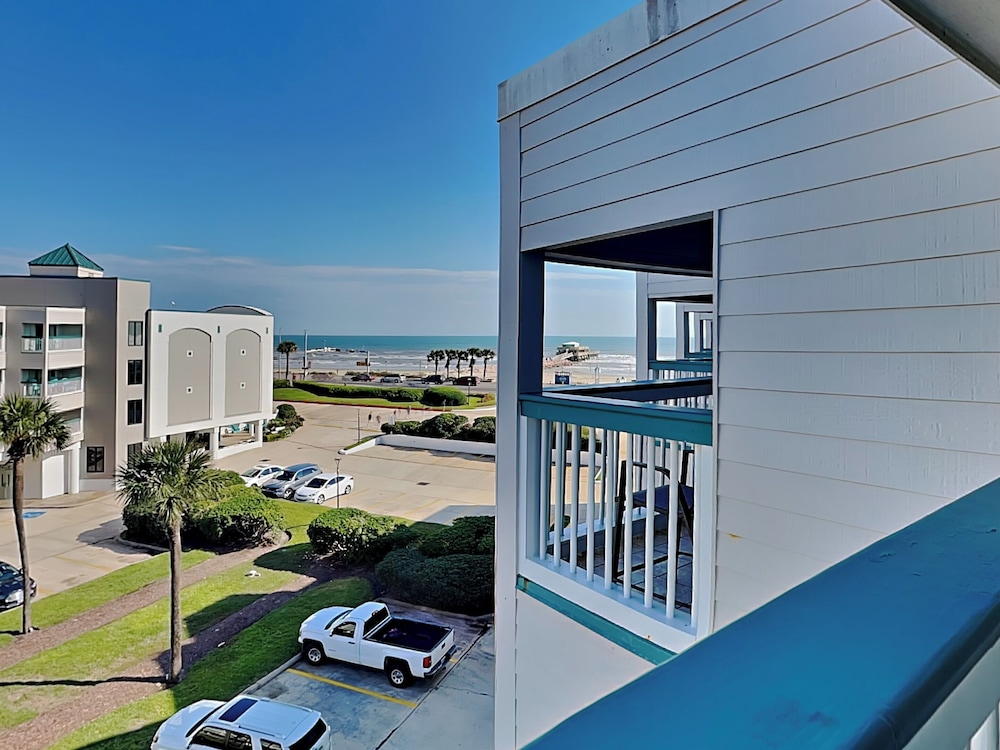 Casa Del Mar 350-front Facing