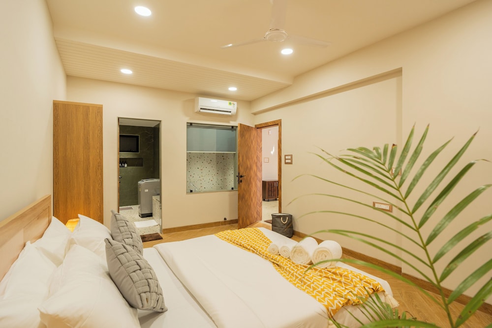 ELIVAAS Kamerios Maris 1 BHK Jacuzzi