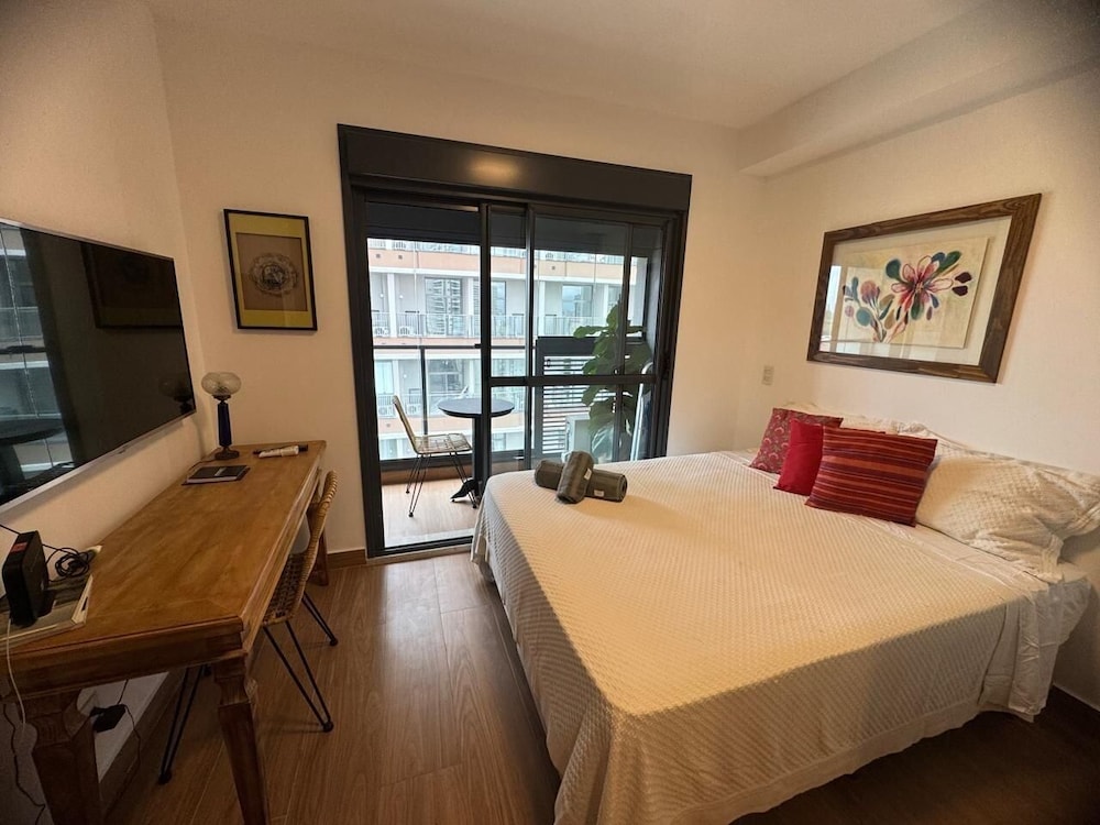 Haus Mitre Residences