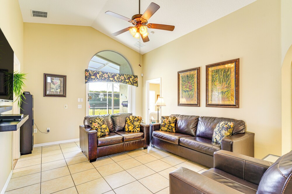16 Mi to Disney: Home w/ Game Room & Pool